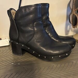 UGG Black Leather studded  Boots size 8 cami II